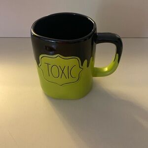 Rae Dunn mug